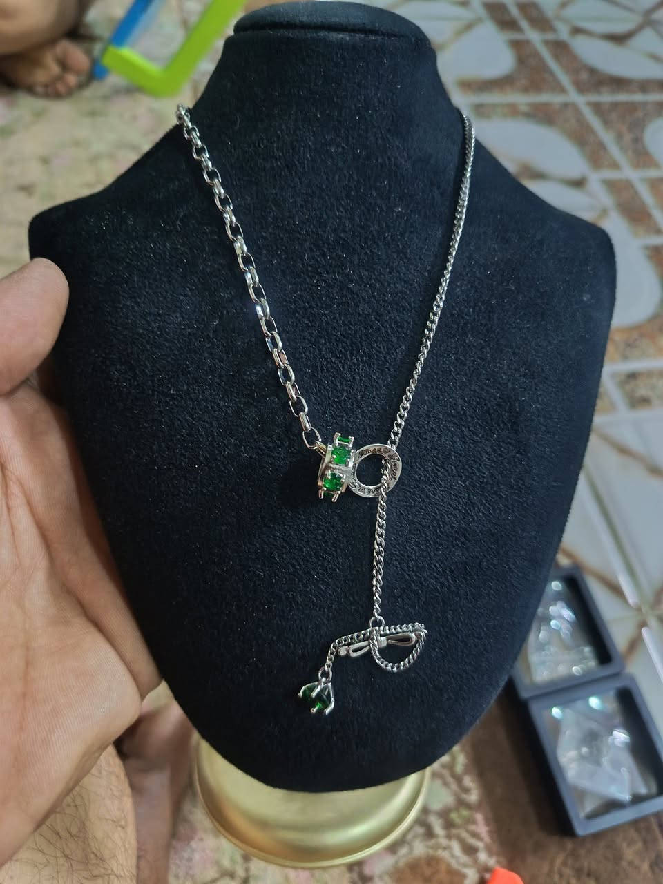 8قطع كلهن مختم 925شلعه كلهن 50الف


**إذا كنت صاحب هذا الإعلان وتريد حذفه لأي سبب، رجاءا أرسل رسالة إلى الدعم الفني**