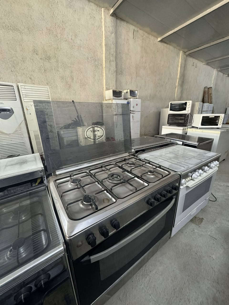 طباخات مستعمله نضيفه جدا 
أسعار مناسبه 
مجمع الشمري للمواد المنزليه المستعمله
***********
