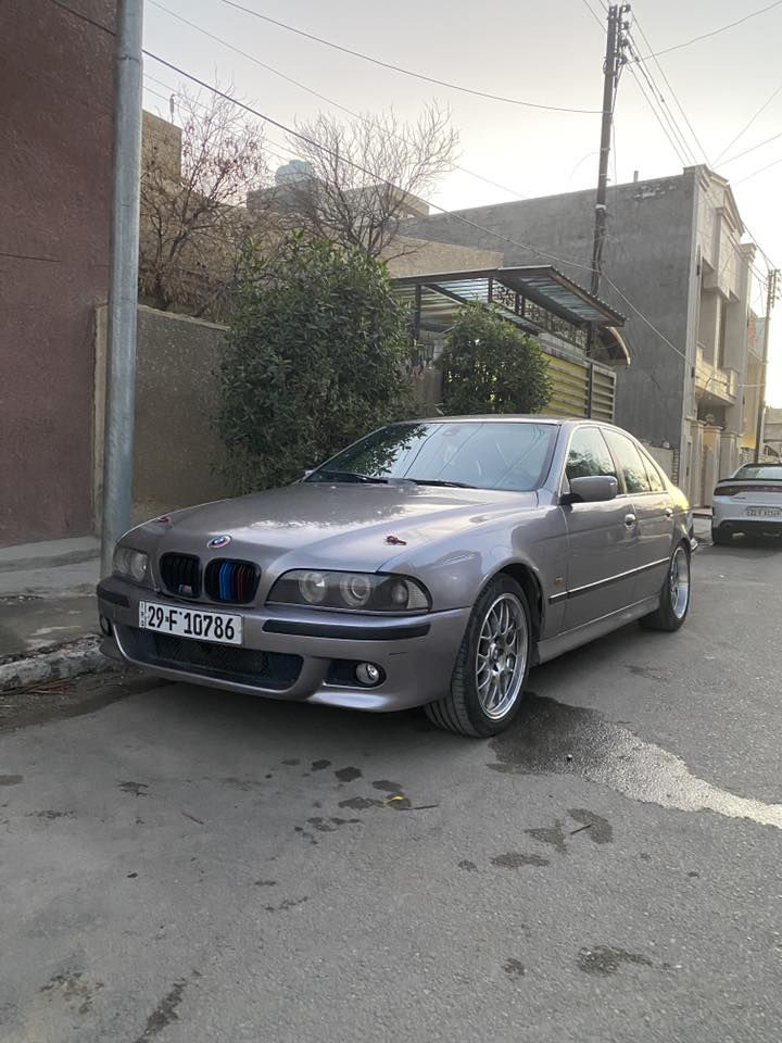 السلام عليكم 
اخواني الاعزاء صقر528 
علية مكينة 528 تك فانوس وكير عادي جاترك وصينية وعينة جديدة السيارة مري كهربائية والكشنات كهرباء وتحكم ستيرين علية دركة x6 2016وعلية سماعات مال x6ودمام خارجي ولايتات زينون عالي ناصي علية ويلكب كرن الغزال 18 وتخم تاير نضيف والويل لا تصليح ولا عواج غرفتة نضيفة والكشر احلا من الصور والسيارة بأسمي مشروع وطني وهزة جديدة السعر 68 وبي مجال بسيط والسيارة بيها بعض النقوصات البسيطة رقمي متواجد واتساب ***********
