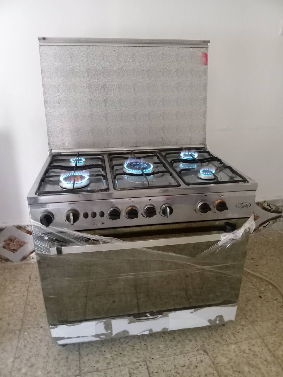 طباخ فريش مصري ع فحص.. غساله جديد.. مجمده جديد حجم14.قدم..شراي يتصل ***********..
