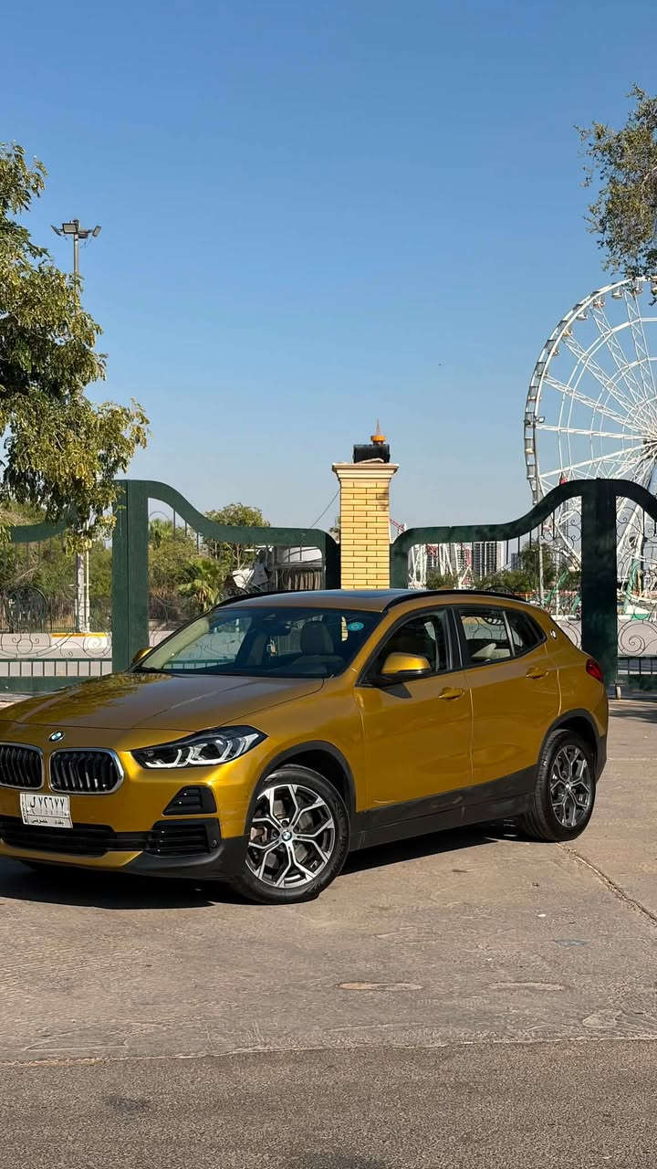 السلام وعليكم
Bmw x2 sdrive 2022
وكالة العروش خليجي 
لون مميز 
موصفات 
بانوراما 
داخل جلد اوف وايت واسود 
مثبت سرعة ومحدد سرعة 
شاشة و كامرة 
تبريد خلفي 
حساسات امامي خلفي
السيارة ماشية ٣٣ الف كيلو 
بدون صبغ فقط طخات و شخوط بسيطة
السعر ٢٥٠
***********
