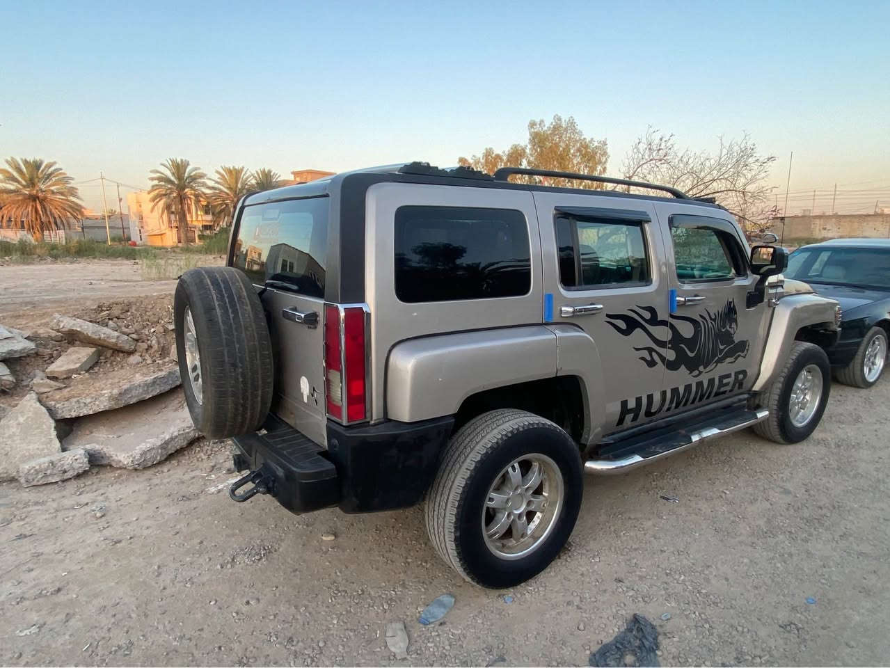 للبيع او مراوس ***********
همر H3 موديل ٢٠٠٧  محرك بلاد كير كله نظيف
تبريد شغال رقم وهزه جديد بغداد 
صبغ ٤قطع ضرر جامرلغ امامي وبنيد 
بيه ملاحضات بسيطه مكاني ديالى بعقوبه 
سعر ٩٠وبيه مجال بعقوبة, ديالى
