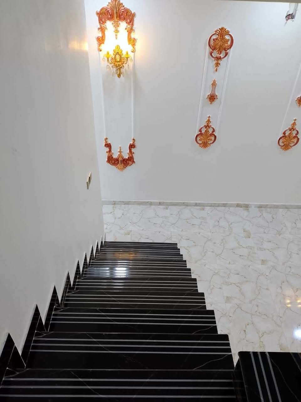 وين الي يدور جديد ومرتب للستفسار *********** او مراجعت مكتب الروان عنوان المكتب كوت حي الحكيم قرب نزلت علاء غريب
