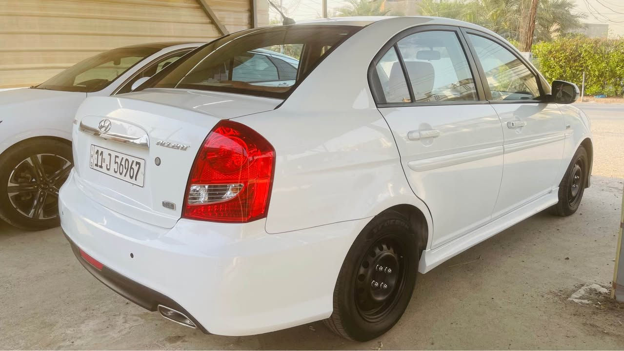 مواصفاتها معروفه

محرك 1600cc المرغوب 

فتحة 

اشاير بالمري

رقم انكليزي بأسمي تحويل ثاني يوم 

ضفتلكم سونارها 
مكاني بغداد الدورة 

سعرها 92 وبيها مجال الشراي خلي يتصل ويدلل

*********** بغداد, العراق
