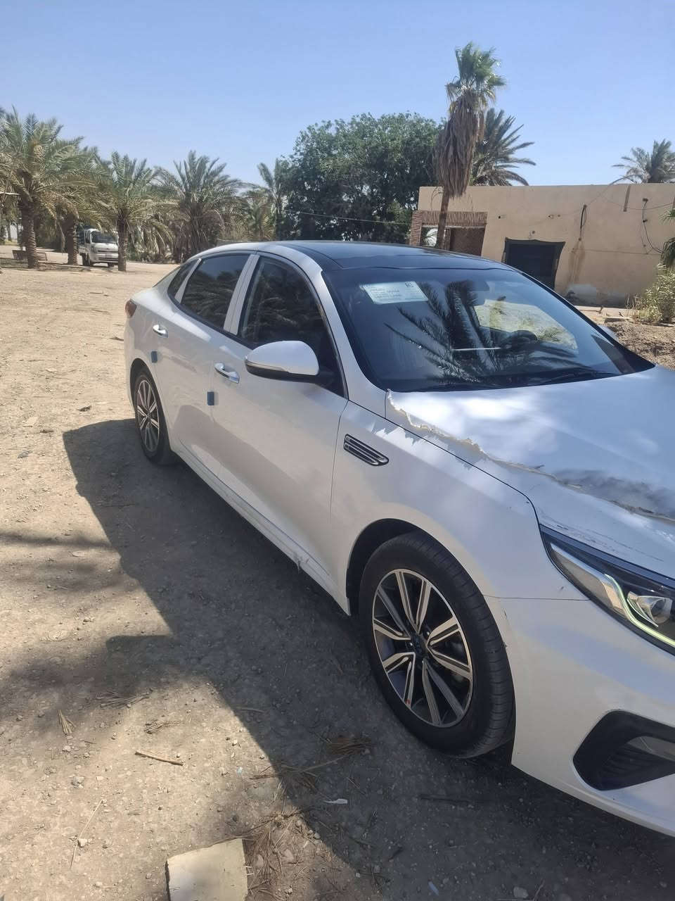 السلام عليكم
قطعه تحفه جديده كلش 
اوبتيما 2020خليجي 

فول مواصفات للاخير اعلى فئة 1/1

بيه جاملغ الامامي الايمن مبدل شركه فقط

ماشيه 90

مكينه 2400 كفاله من الفتح شرط الفحص 
كير كفاله 

حداديه شرط الجداده على وضع الشركه

السبير مانازل

المواصفات فول فول 1/1

دخول ذكي 

بصمه

اناره ترحيب 

تحكم ستيرن جهتين

سقف بني راما طكتين 

شاشه كار بلي 

كامره دواره فول Hd

مثبت سرعه 

شفتات ستيرن 

ثلاث انضمه قياده 

مري شفط 

مري قلاب عند البك

كشن كهرباء 

كشن خزن ميموري 

كشن متحرك تلقائي داينمك

اوتو هولد 

حساس امامي خلفي 

مانع انزلاق 

خمسه ويل كب 

جنطه ذكيه عند الاقتراب 

جام الامامي اوتو 
 

حساس اطارات 

حساس انعطاف 

اي بي اس 

السياره جديده كلش مامتعوبه وعلى ايدي 

احلا من الصور بهواي 

رقم صاحب السياره 
***********
السعر 195 وبيه مجال حك الجيه
