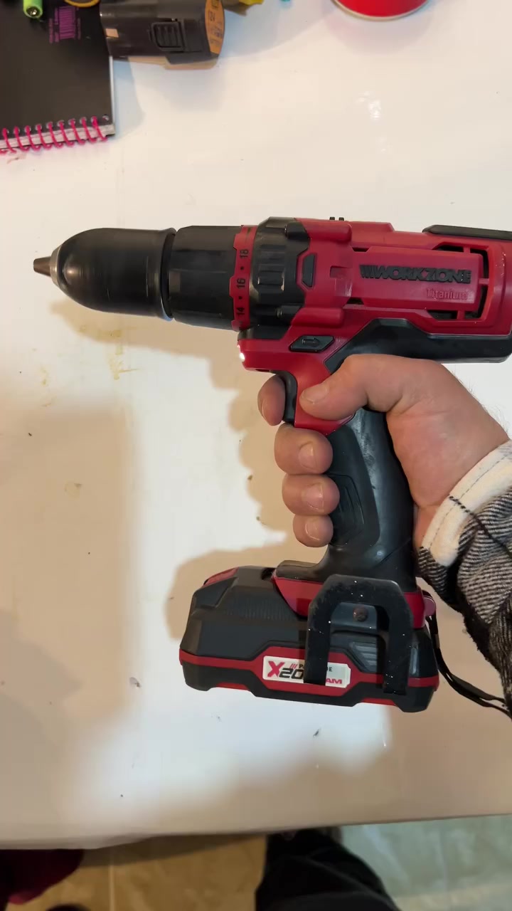 دريل ماركه ورك زون  مع بطاريه وشاحنه باركسايد سعره 50 الف


**إذا كنت صاحب هذا الإعلان وتريد حذفه لأي سبب، رجاءا أرسل رسالة إلى الدعم الفني**