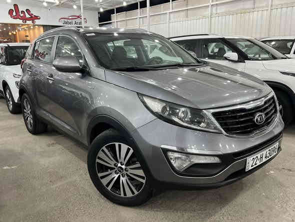 جماعة النظيييييف🔥🔥🔥🔥🔥🔥🔥
سبورتج 2016 خلييييجي 
محرك 2400 دوووش 
فور4 ويل
صبغ ربع البنيد فقط
بارد شبر في الصندوق 
العنوان بغداد الكريعات معرض جبل عرفه
للاستفسار على الرقم 
***********
غير متواجد على الخاص
