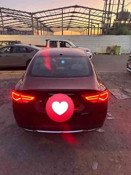 السلام عليكم سي200 للبيع مديل 2015 السياره بدون حادث بدون ايرباك حادثها تخريب فقط السياره جاهزه صدر امامي خلفي منضومه زنون اصلي كير مكينه مكفوله السياره رقم اربيل باسمي السعر 100 ورقه وبيها مجال مكاني بغداد للاستفسار ***********
