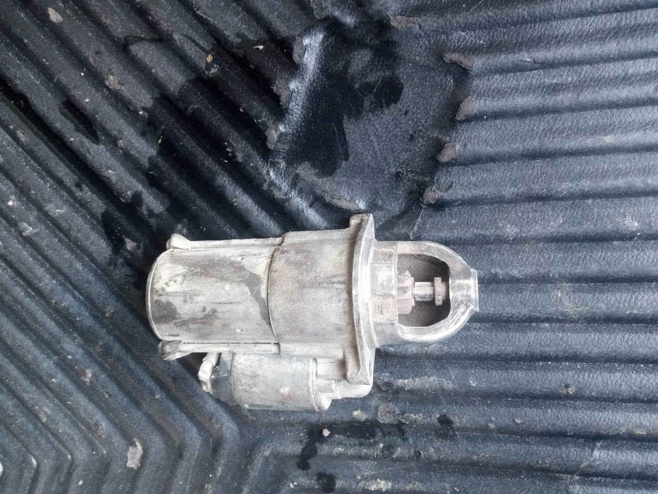 سلام عليكم سلف مال سوناتا شغل ع فحص سعره 25 وبي مجال مكاني نجف  ‏‪***********‬‏
