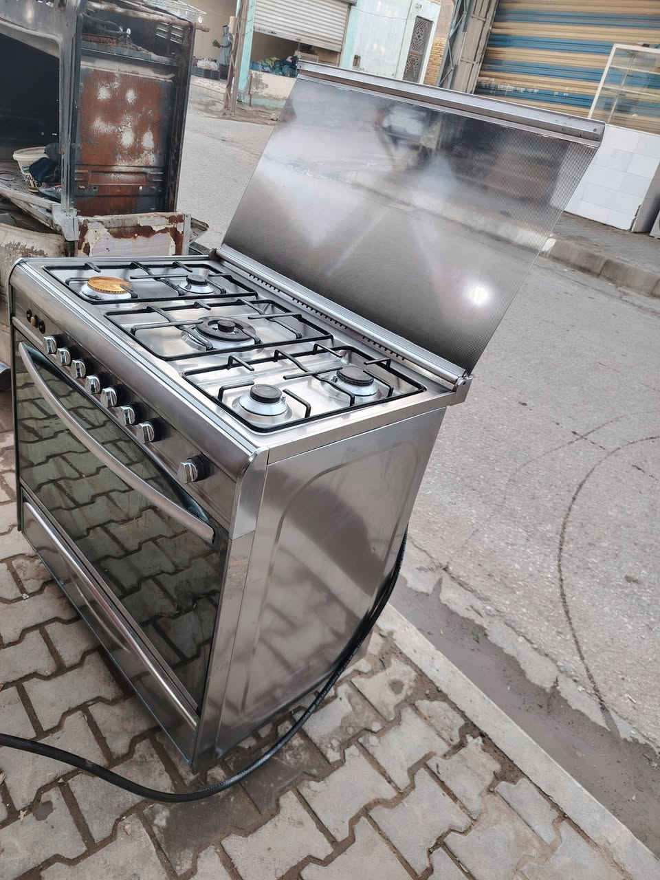 طباخ يونفينصل مصري باب اول شرط النضافه والفحص ناره زركه وقويه لايصخم ولا يحرك الجداري والفرن دكمتين


**إذا كنت صاحب هذا الإعلان وتريد حذفه لأي سبب، رجاءا أرسل رسالة إلى الدعم الفني**