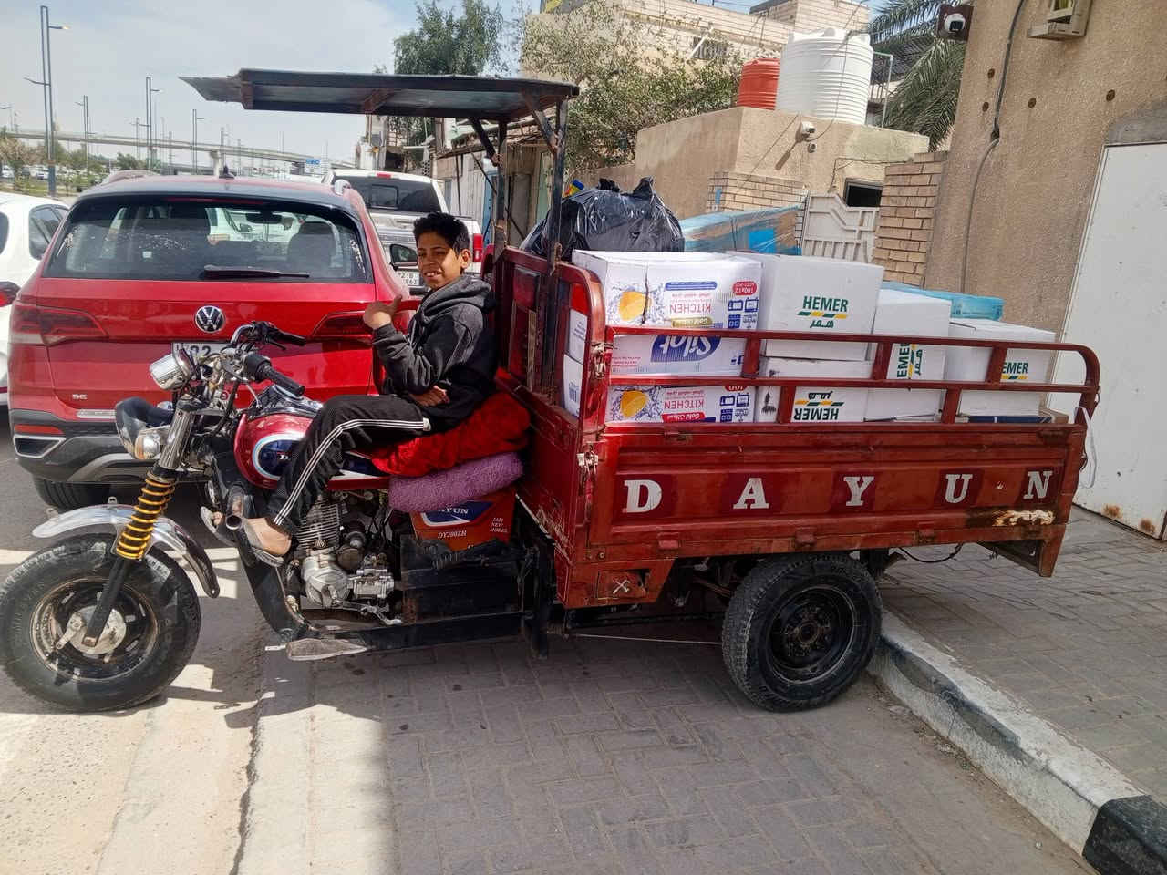 سلام عليكم ستوته تايوان للبيع موديل 2020 اوراق عنوان البصره قديمه رقم الهاتف***********
