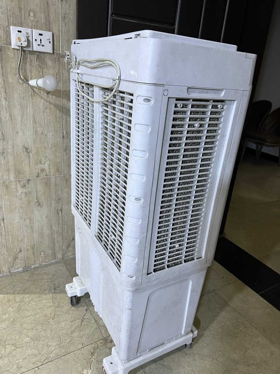 مبردة جنرال للبيع 150 وبيها مجال استخدام قليل


**إذا كنت صاحب هذا الإعلان وتريد حذفه لأي سبب، رجاءا أرسل رسالة إلى الدعم الفني**