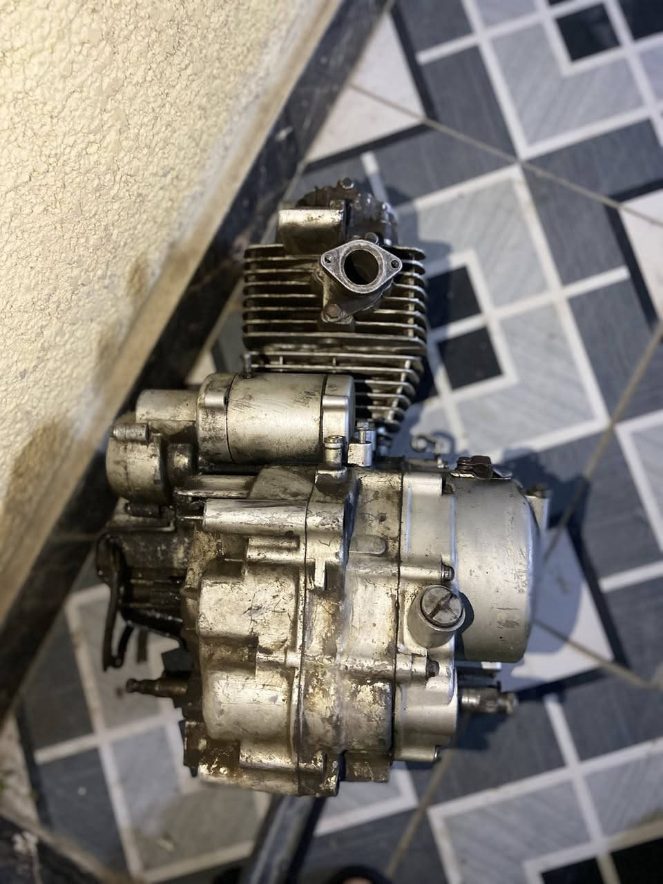 ‏محرك للبيع ‏ما أبي شي السعر 75
***********
