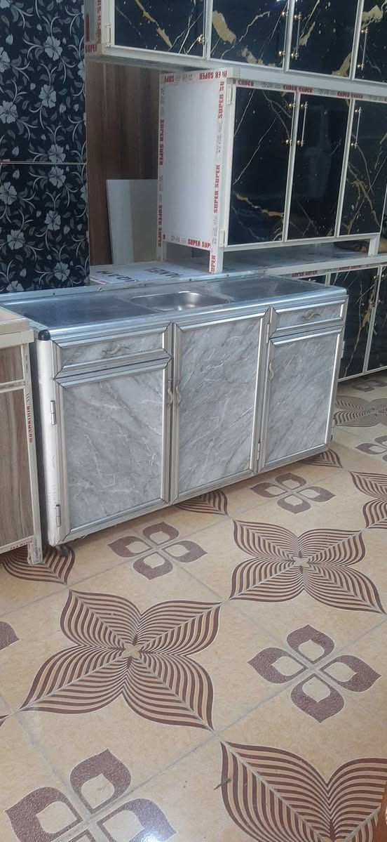 معرض العماد//لبيع وشراء الأثاث المنزلي الجديد والمستخدم للأستفسار ***********//*********** كركوك, العراق
