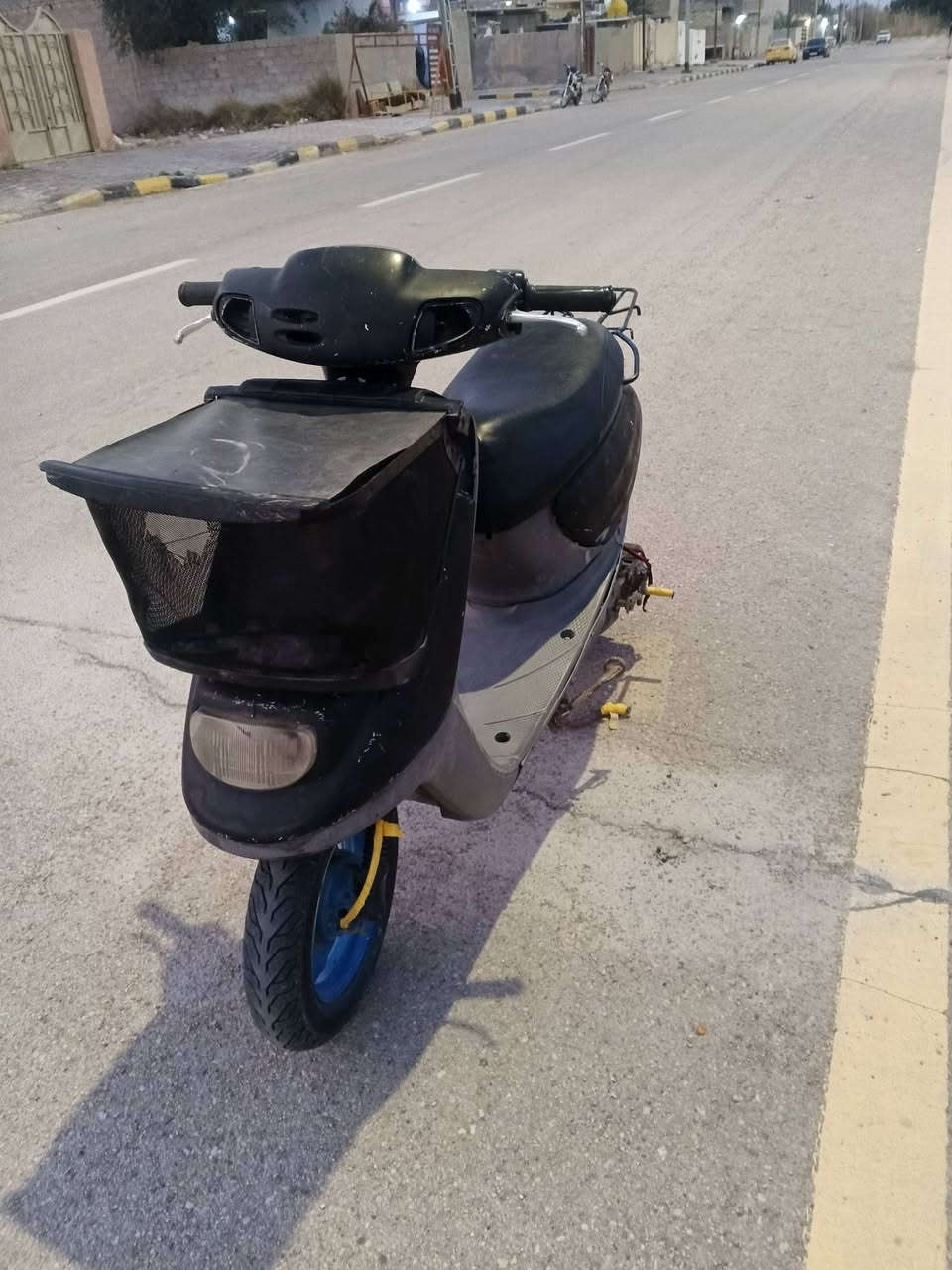 سلام عليكم 👋
دراجه 60 للبيع مامفتوحه نوعها بطه ام سله
دراجه خير من الله هندر سلف كهربائيات شغاله ماعوزها شي 
السعر 175 وبي مجال 
مكاني واسط-الاحرار
الرقم ***********
