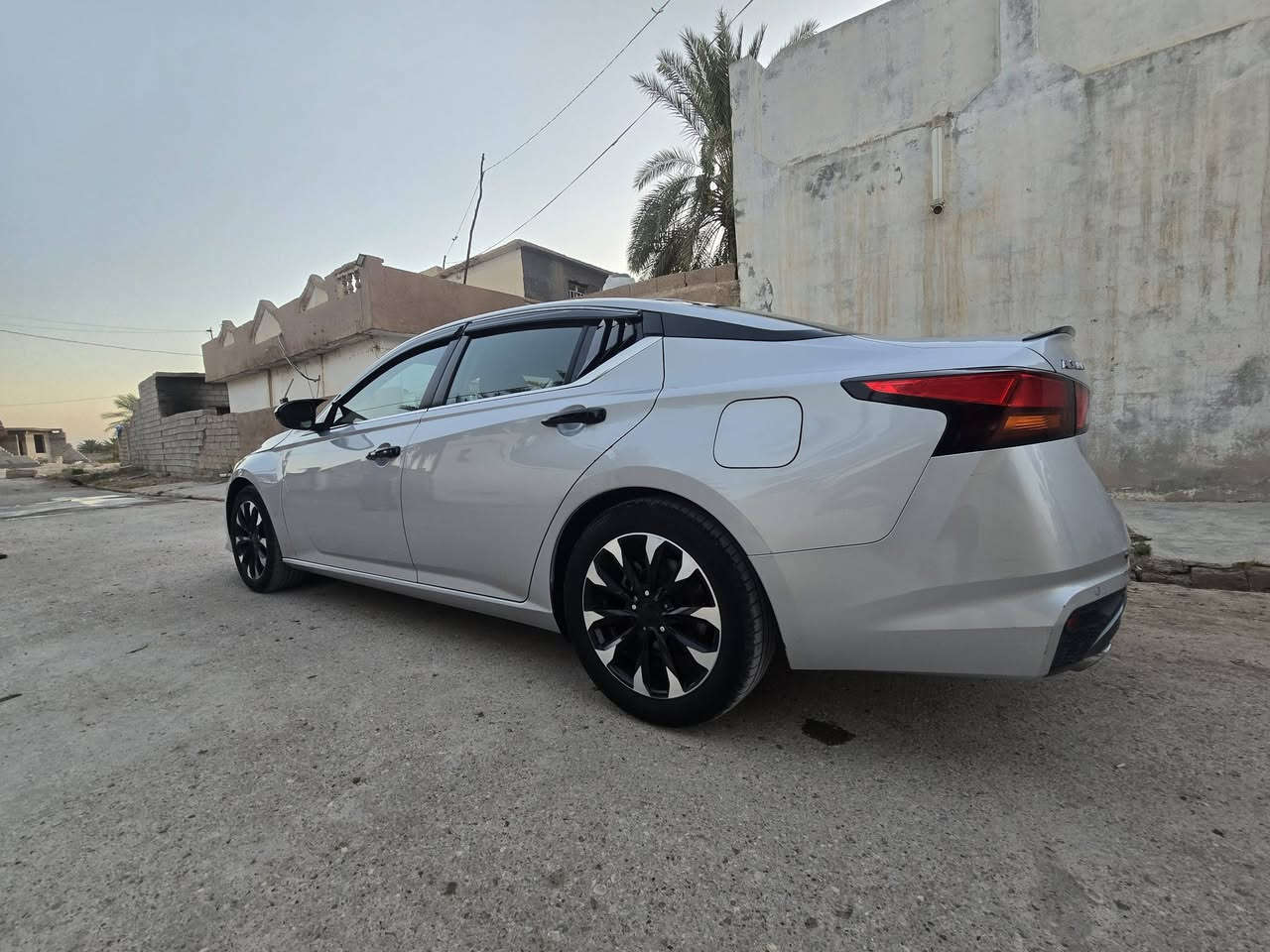 التيما 2021 SR فوول السياره بيها بنيد صبغ و شبر ب جاملغ الخلفي بدون داخل بدون ايرباك جديده ب معنى الكلمه ماشيه  71 فقط رقم اربيل سنويه هزه رقم كله جديد ب اسمي السعر 148
رقمي  ***********
