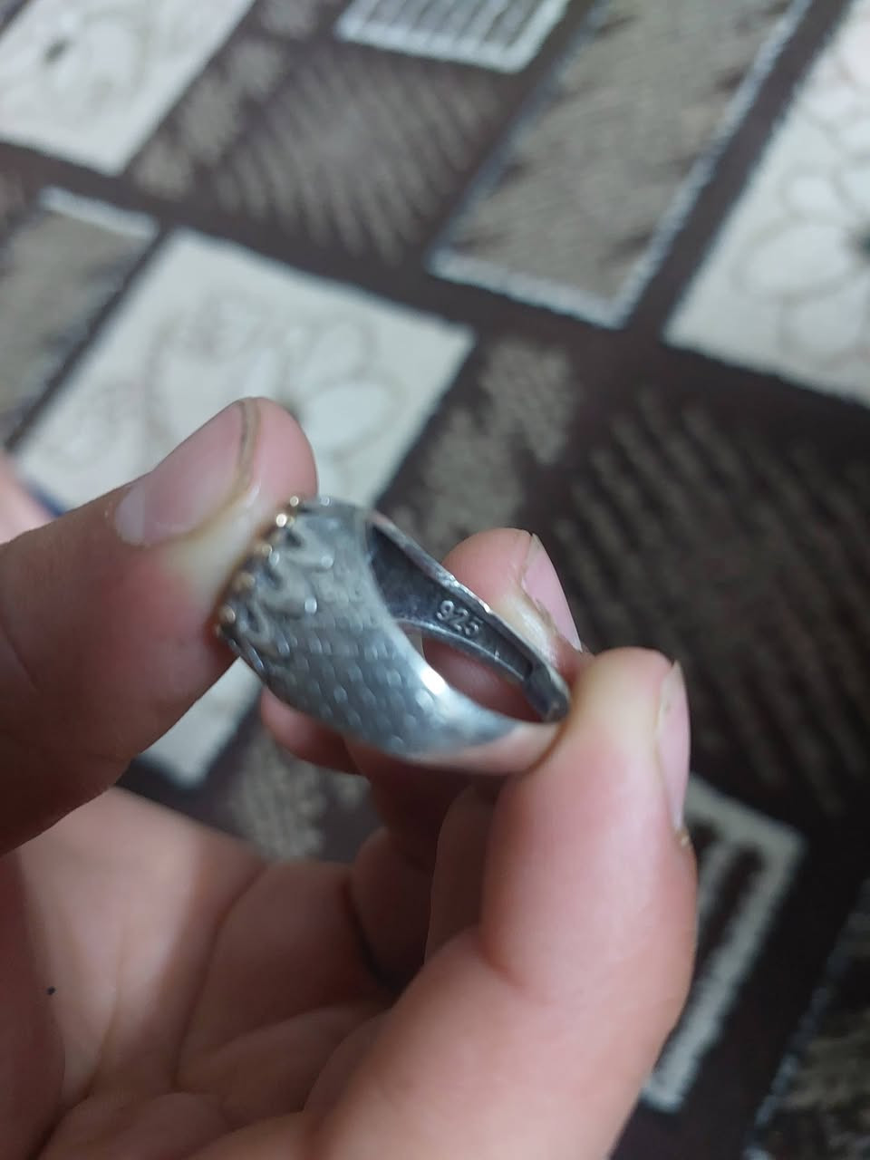 ياقوت اصلي اريد مروس فقط اش عندك نزل بل تعليق


**إذا كنت صاحب هذا الإعلان وتريد حذفه لأي سبب، رجاءا أرسل رسالة إلى الدعم الفني**