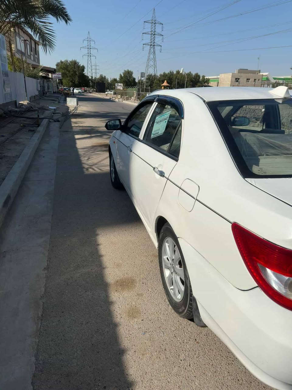 الـسلام عـليكم 

🔵 نوع السيارة:(BYD F3) 

‏🔵سنه الصنع:( 2012)

🔵الحالة:( بيها رشات صبغ ابيع حزام+ السيارة شوفت عينكم هاي الصور اليوم صورتها)

‏🔵الموقع:( بغداد الدورة ابودشير) 

‏✨ مميزات اضافية:

. اراقام انكليزي وهزه جديدة باسمي تحويل ثاني يوم السيارة مشروع وطني السنويه لحد 2029 

. صدر امامي جديد

.تخم تايرات جديد

.تبريد شغاله ثلج التبريد مالتها

. فتحه/ اشاير بالمري/ مواصفاتها المعروفه 

. مكينه مال لانسر مسيبوشي ياباني + كير AT المرغوب 

*السعر: 51 وبيها مجال للشراي + فدوة المو شراي لا يكسر بحلال العالم كلشي اكو بالسوك

* رقمي: ***********  هاذ الرقم بي واتساب
