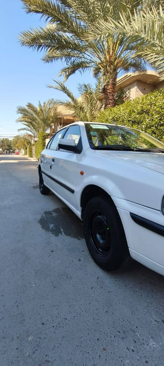 سلام وعليكم سمند موديل ٢٠١١ سيارة نضيفة وجاهزة من كلشي مكينة كير حدادية خير من الله تبريد ثلج بيهة صبغ ٣ قطع بدون دواخل دواخلهة بلادية غرفتهة نضيفة  ماشية ١٦٢ رقم بغداد مكان بغداد سعر ٤٧ وبيهة مجال رقم ***********
