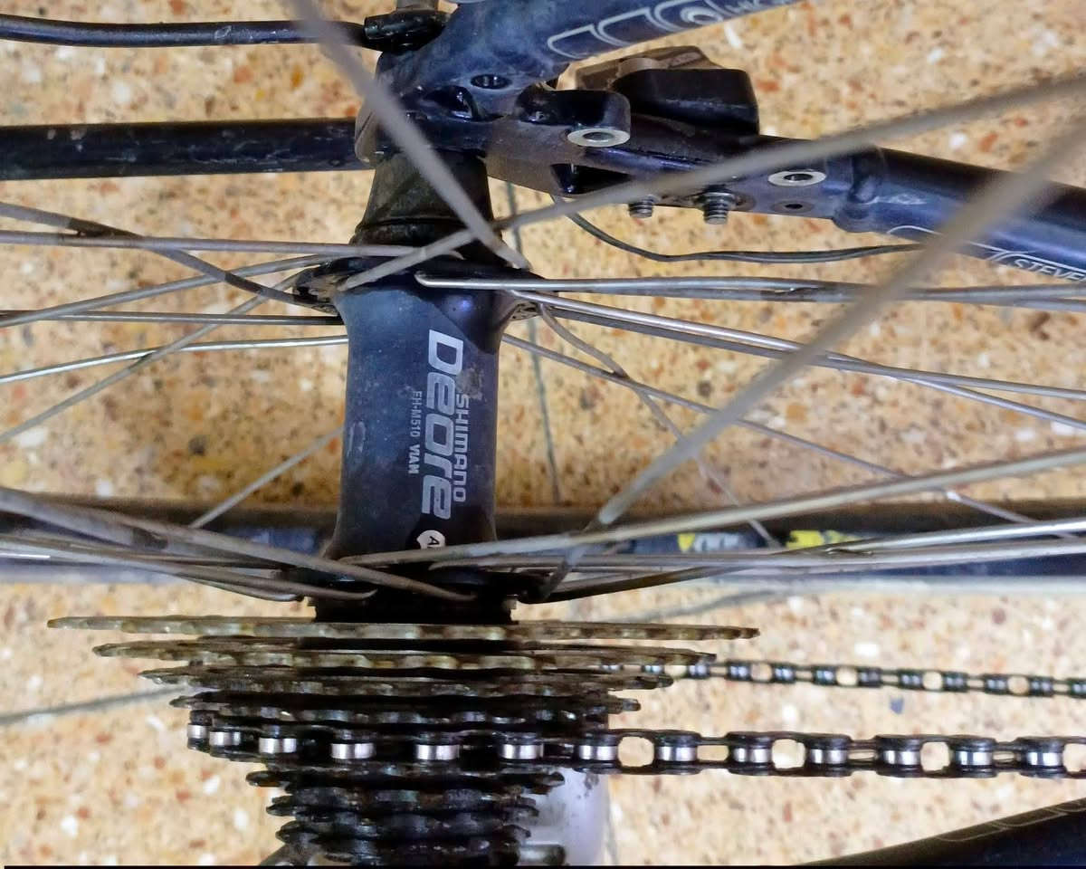 السلام عليكم شلون كباتن 🌄
متوفر بايك ترحال مفول ماركة ستيفن العالمية الغنية عن التعريف 🤩😍 

دراجة قياس // اكس لارج 58 🤩🥰

معدن الدراجة//فول المنيوم ماشة أمامية صب 😍😊

سستم الدراجة//بالكامل شيمانو ديور //2*9 🤩🥰

ويالة الدراجة من ماركة ديور أيضا فول سلاسة ومتانة 🥰🥰 

ستيرن ماركة بونتريكر كاربون فايبر 🥰 🤩 

ركبة متحركة نفخ للراحه عند القيادة 😊🤗
تايرات لون مميز جوزي خط ابيض قياس 700*38😊🤗
سعر 275 الف وبي مجال 
بغداد الحسينية


**إذا كنت صاحب هذا الإعلان وتريد حذفه لأي سبب، رجاءا أرسل رسالة إلى الدعم الفني**