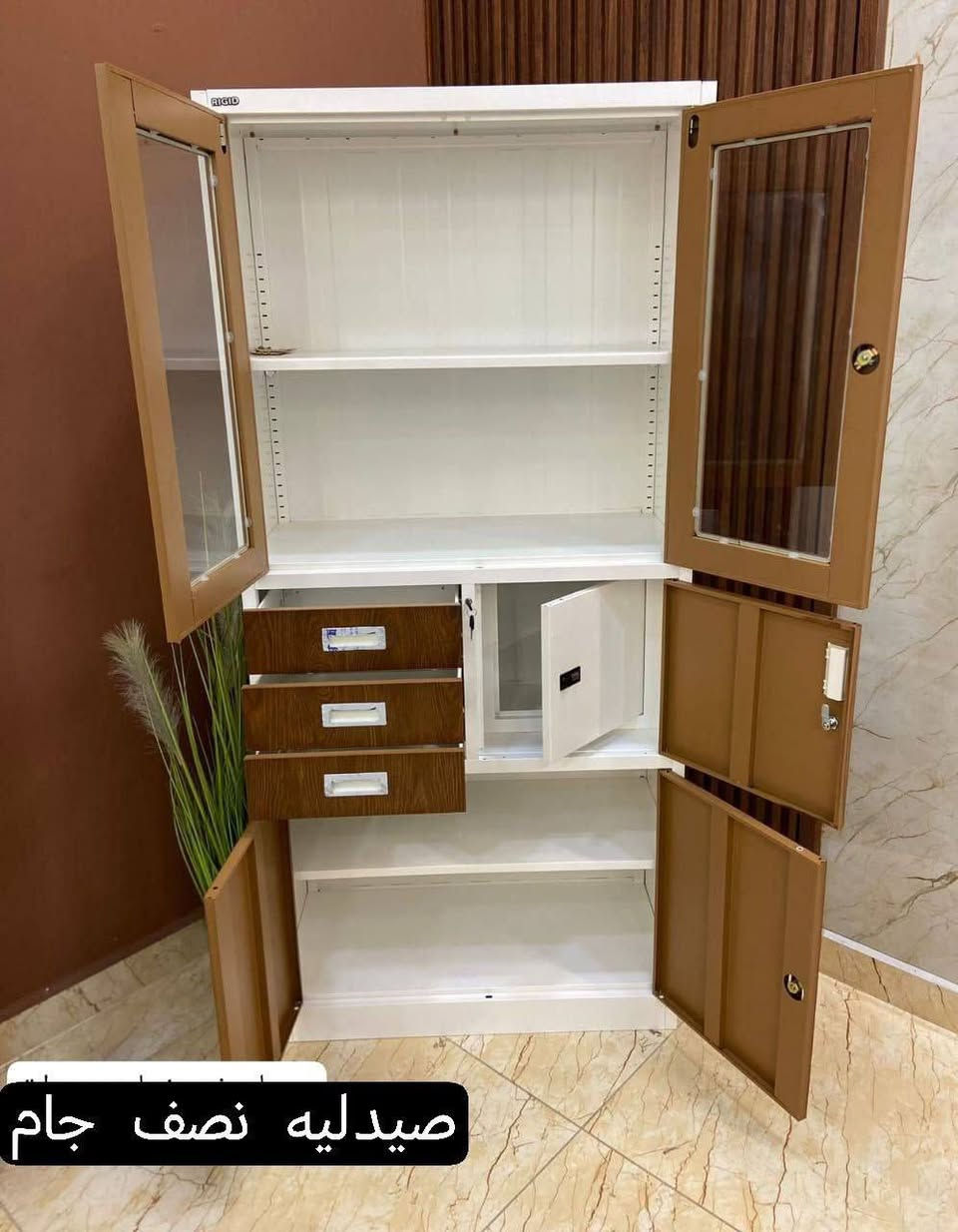 لوكر متنوع صيني
 السعر 165 الف 
توصيل داخل بغداد  5 اطراف 10 
جميع المحافظات 25 الف 🚚🚛


**إذا كنت صاحب هذا الإعلان وتريد حذفه لأي سبب، رجاءا أرسل رسالة إلى الدعم الفني**