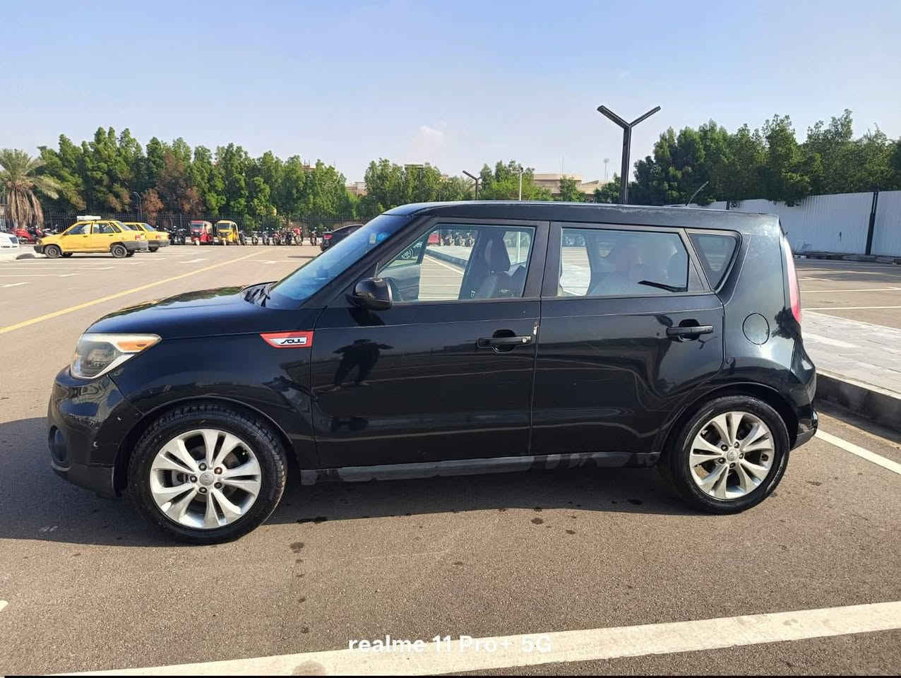 من رخصة الادمن المحترم
كيا سول (2016)🖤🔥
⚙️ كير ومحرك وتبريد مكفولات

🔧 محرك 2000 الجبير المرغوب
✨ السيارة نظيفة
🚗 حادثها فَقد في أمريكا (مرفق بالصور) فقط جاملغ وشوية من باب اليمين
🎨 اللون أسود
🔌 مكفولة من ناحية الكهربائيات

📝 السيارة باسمي تحويل ثاني يوم
🔢 رقم بغداد دولي

📮 السـعـر  100 وبيها مجال 

مكان تواجد السيارة: بغداد 
رقم: ***********
