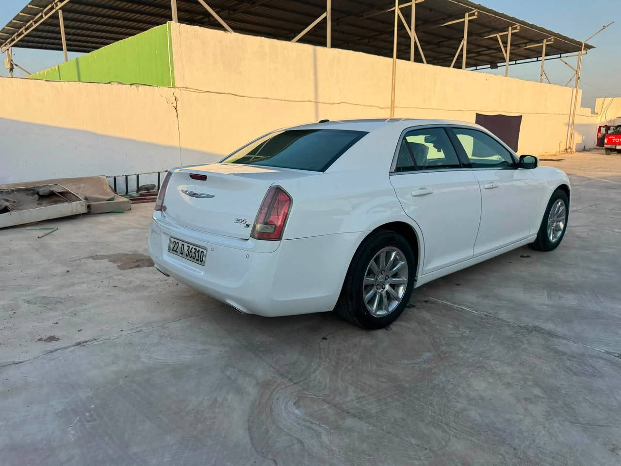 للبيع اوباما 2012 s300 محرك3600 رقم اربيل جديد بسمي ماشية 94 ميلاً ( سياره مكفلوله من صبق و تبديل بس مكان واحد بي بارد بلباب وره سكن و بيه شخط بلجاملق خلفي كلشي موضح بلصور حته الفحص موجود سعره 200 و بيه مجال  مكان سياره البصره الدير رقم الهاتف ***********
