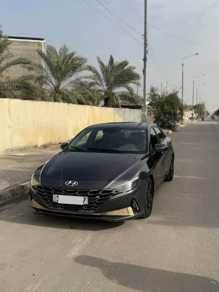 السلام عليكم...
سيارة النترا وارد امريكي موديل 2022 رقم بغداد الجديد سنوية 2030 بأسمي السيارة كامل المواصفات ميحتاج اعددهن ماعدا فتحة السقف  السيارة ضررها موضح بالصور وصارت بيها ضربه هنا بالعراق باب السايق وتم تعميره مكينة 2.0 دوش وگير at المكينه والگير والحداده وتخم تاير كله بالكفالة..السعر  145$
***********--اتصال+واتساب
مكاني البصرة
