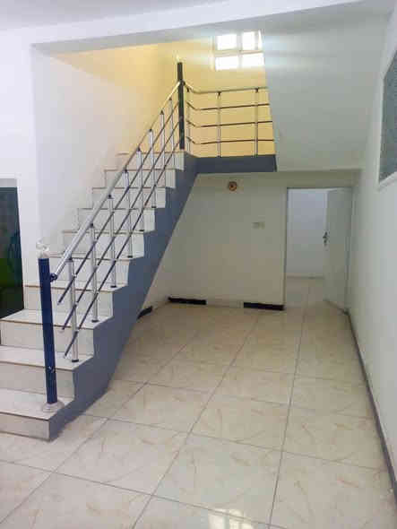 متوفر الان #بيت #للايجار في حي العسكري الثاني شارع 60 قرب مدرسة القبس
البيت طابقين
!!!!! #السعررررررر 250 الف مع الماء والكهرباء
الطابق الاول يحتوي على غرفة و استقبال و صالة و مطبخ و صحيات
الطابق الثاني يحتوي على غرفة و صالة
البيت كلش نظيف ومرتب 
!!!!!!!!!

للاستفسار اكثر اتصال او واتساب على الرقم
***********
***********
