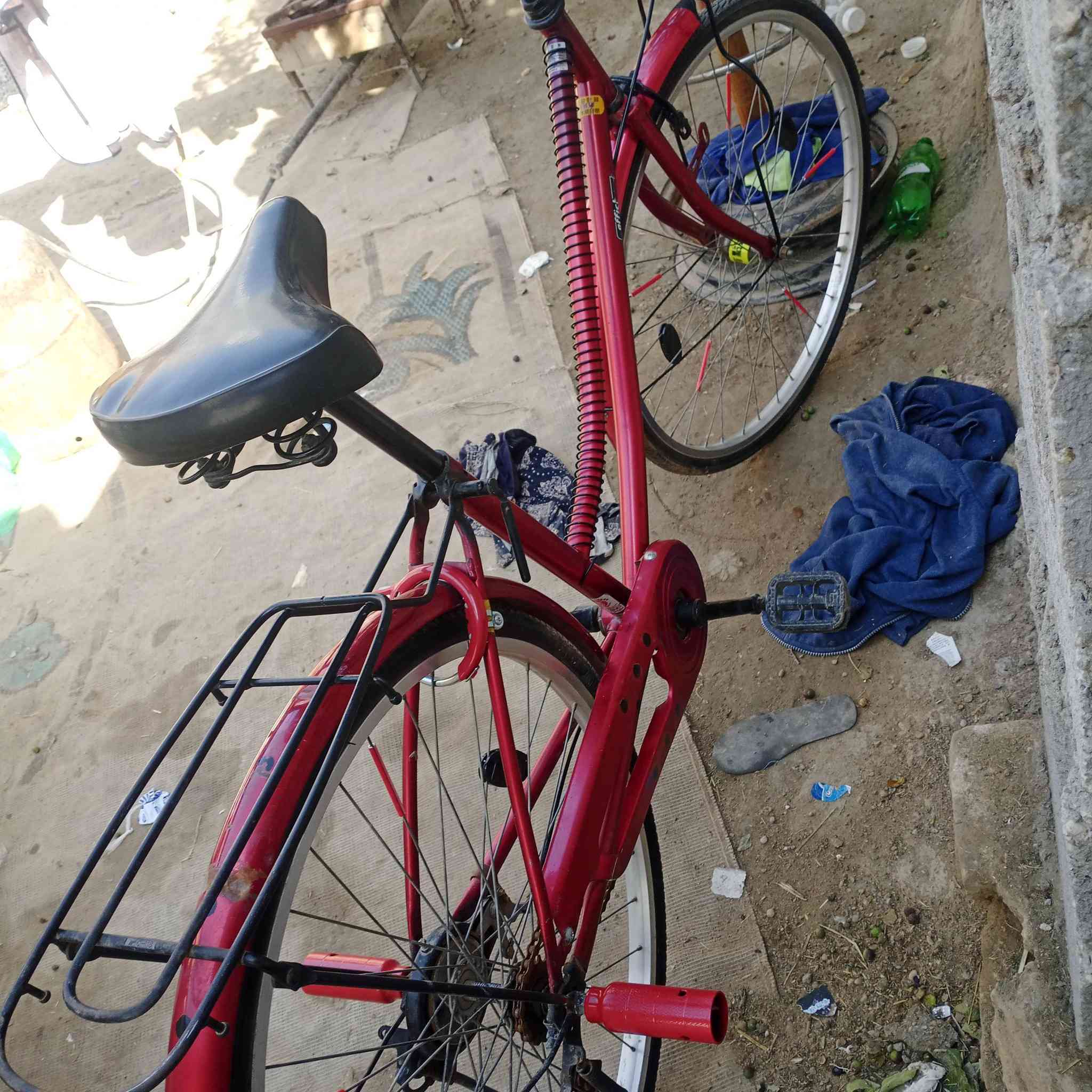 السلام عليكم بايسكل للبيع حجم 26 مقفول من كل شيء طول نظافه السعر 100 وبي مجال مكان الحله الحمزه الغربي الشراي يراسلني على هاي الصفحه


**إذا كنت صاحب هذا الإعلان وتريد حذفه لأي سبب، رجاءا أرسل رسالة إلى الدعم الفني**