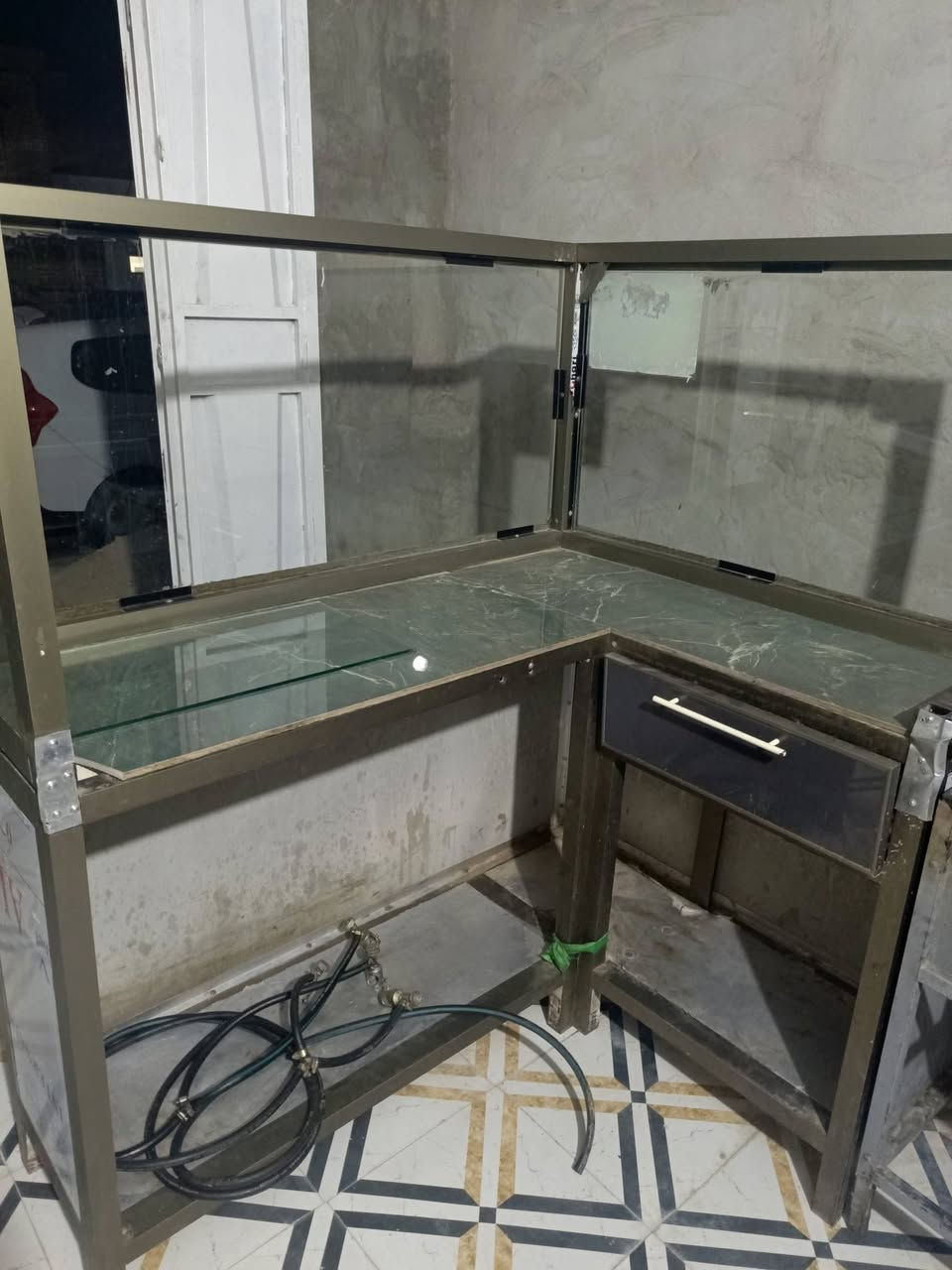 كافتريا للبيع اغراض شوايه همبركر وطباخ وعارضة وميز وسنكي مكاني ديوانية شارع الاسكان مقابل دار الايتام الجديدة مول تاج الياسمين


**إذا كنت صاحب هذا الإعلان وتريد حذفه لأي سبب، رجاءا أرسل رسالة إلى الدعم الفني**