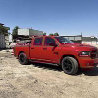 دوج رام موديل 23 فور ويل 6 سلندر   V6 بدون صبغ حادث دعاميه فقط ماشيه 1...