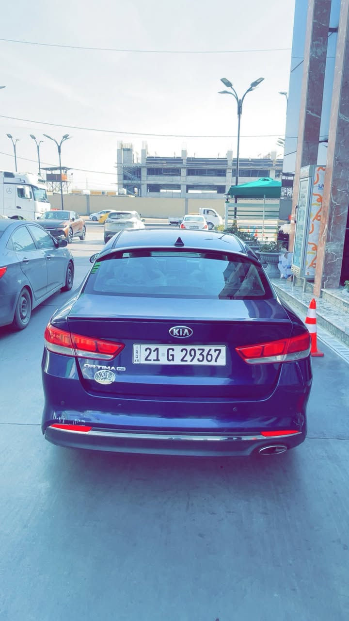 السلام عليكم للبيع كياا اوبتماا موديل2017 رقم سليمانية بسمي تحويل مباشر سيارة جديدة مال جني ماشية قليل مكينه وكير كفاله ضرر حافه الجاملغ الخلفي فقط ربع الجاملغ الخلفي صبغ مواصفات شاشة تاب لايتات زنون ويل كب S كروم كشنات جلد لون ماروني سيارة جديدة جدآ مكان السيارة بغداد شارع فلسطين السعر 133 وبيهه مجال للشراي***********
