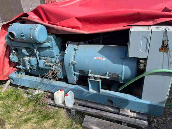 ⚡ مولدة سكانيا 112 اوربية
المولدة مشتغلة 181 ساعة فقط، ستاندر وحالتها ممتازة.

🔧 المواصفات:
• قدرة 212 KVA
• محرك Scania
• نظافة 100%

📍 العنوان: حي القادسية – خدمي شارع الصب – مقابل معرض النجف الدولي
📞 للاستفسار: ***********
