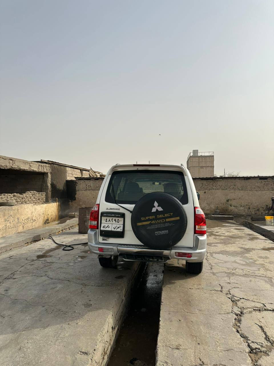 السلام عليكم بيع او مراوس 
باجيرو موديل 2001
رقم شمالي دهوك
مكفولة 
مكينه كير خير من الله
سيارة جاهزة من كل النواحي 
حدادية جديدة هستوني مبدلها
مكاني الديوانية 
السعر 70 وبيها مجال 
***********
