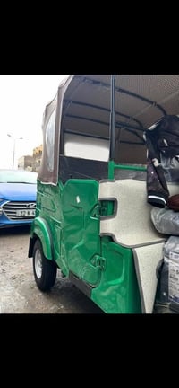 تكتك • بوشة بستم • بغداد باسمي