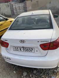 هونداي النترى موديل 2009 محرك 1600  بيهه قطعتين صبغ فقط سونارهة مو جود...