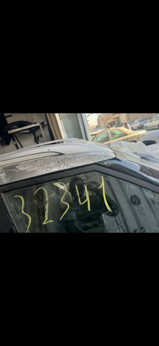 السلام عليكم
فينو 2023
ماشيه 45 ألف كيلو
ولا قطعه مبدله رقم بغداد 
فول ماعدا البصمه
صور التصليح والحادث بالمنشور 
مكاني البنوك
السعر 120
***********
