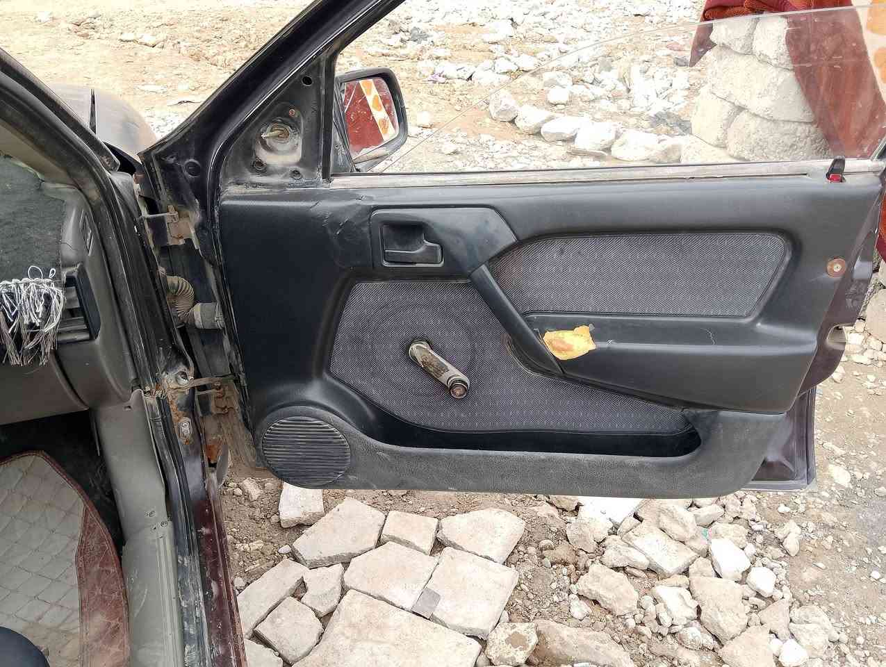 وبل فكتره حجم 16رقم ديالي وضع شركة بس دوسات ودواير طخم تاير مكان موصل السعر 28 رقم ***********
