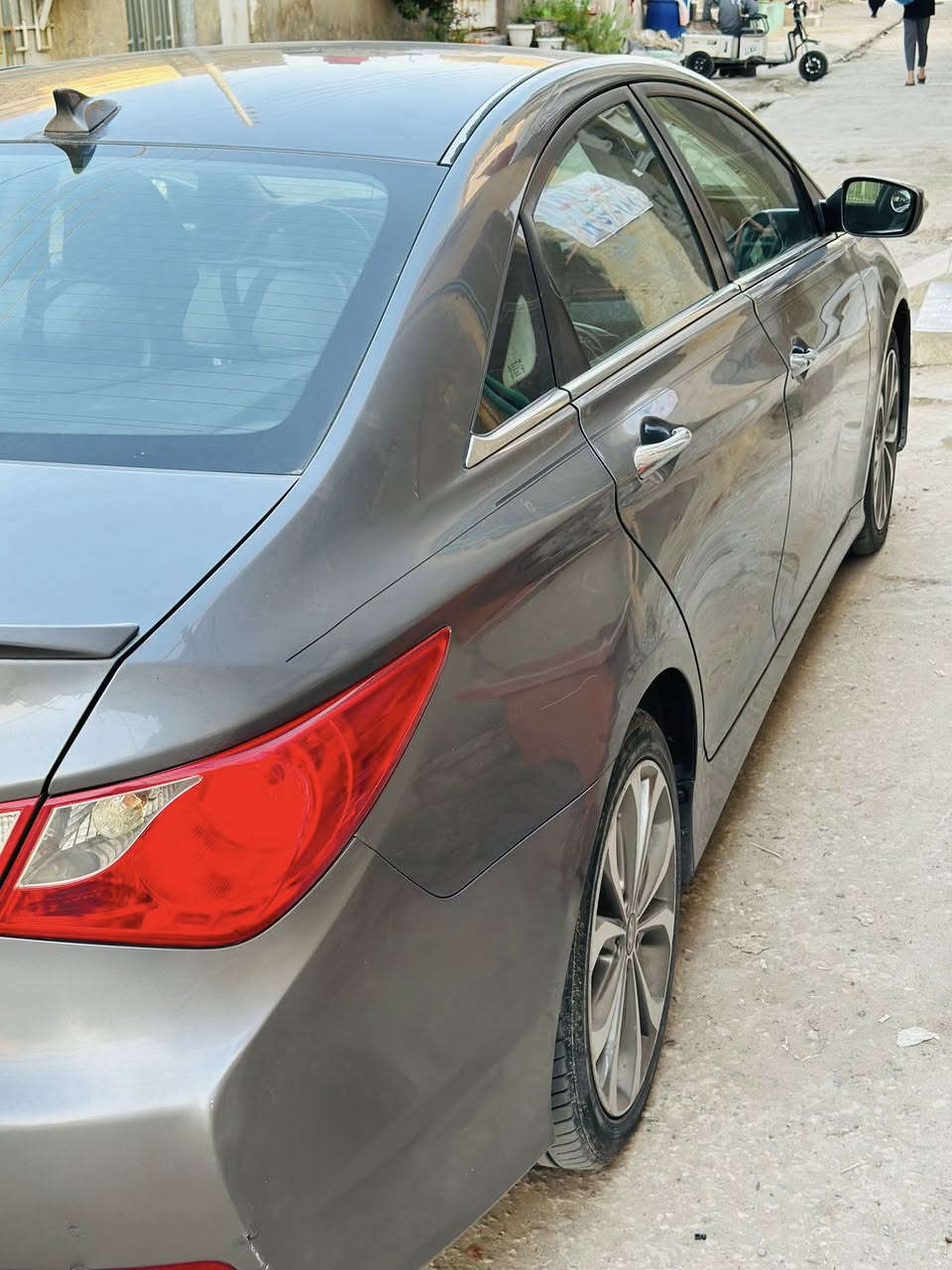 سلام عليكم
سوناتا للبيع 
مديل 2014 امريكي 
محرك 2400
فول مواصفات ما عدا البانوراما
بصمة 
شاشة كامره
تبريد قطعتين
وضعيات قيادة
بصمة ابواب
اشاير بالمري
شفتات بالستيرن
مانع انزلاق 
كير اوتماتيك +عادي
كشنات كهربائي 
كشنات تدفه تبريد
تخم تاير جديد+ تايرات رياضية+كزوزين
هزه توهه داخله 
رقم نكليزي
ماشية 121
السيارة مكفوله من  اي قطعة تبديل 
حادثهه فقط بنيد تقريبا شبر منه 
السيارة تحتوي منظومة غاز 
سونار موجود وي الصور 
تجي تفحص وشوف 
العنوان ذي قار سوق الشيوخ 
السعر 135 وبيهه مجال قليل كلش 
مو شراي لا تتصل 
السيارة باسمي تحويل مباشر ثاني يوم من الشراء 
***********
