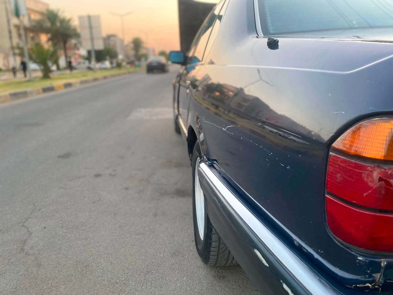 BMW سلام عليكم بي ام دبليو موديل 90 سياره بغداد نكليزي بسمي هزه وسنويه جديده كير محرك تبريد كلهه جاهزه ستيرن كهرباء وصدر امامي خلفي جديد كهربايات كلهه جاهزه سلايت شغال بس لاستيكه تعبانه مالته مكانهه غزاليه أو شعله سعرهه 40بيهه مجال بسيط  
التواصل ***********
