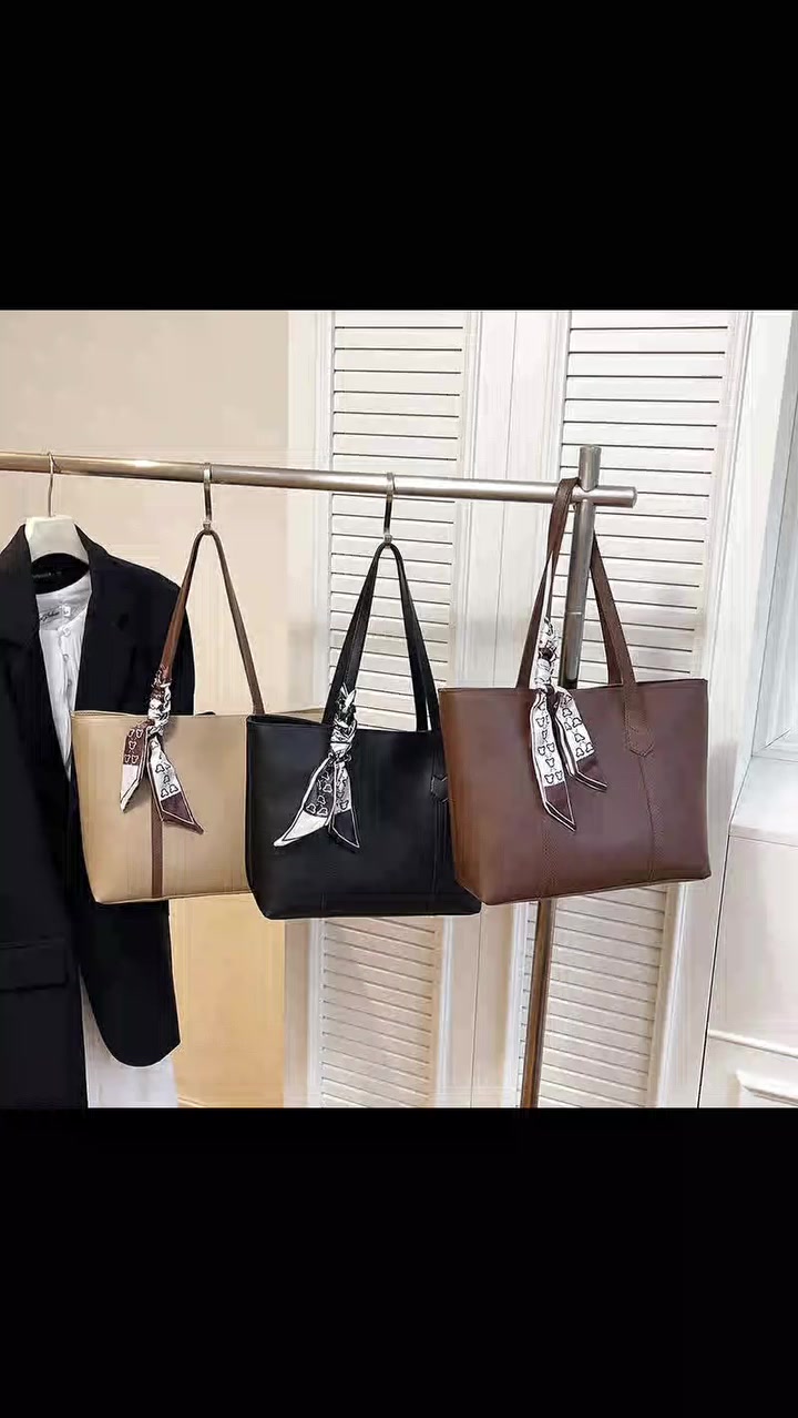 توت باك كيوت كوالتي عالي 

يتناسب مع الموظفات وطلبه الجامعات 
القياس الكبير  38*25*11 سم  

سعر الدرزن: 80الف فقط 🔥

الدرزن يحتوي على 12 قطعه
مخازن بغداد
اقل طلب نص درزن


**إذا كنت صاحب هذا الإعلان وتريد حذفه لأي سبب، رجاءا أرسل رسالة إلى الدعم الفني**