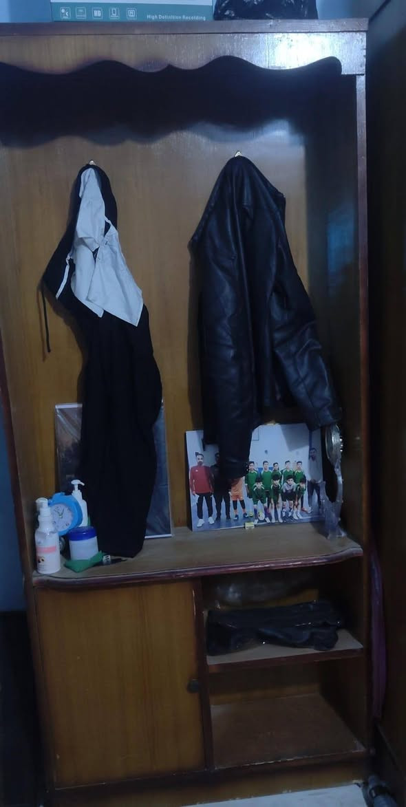 سلام عليكم غرفه عراقيه كامله للبيع سعر 600 وبيهه مجال للشراي الرقم ***********
