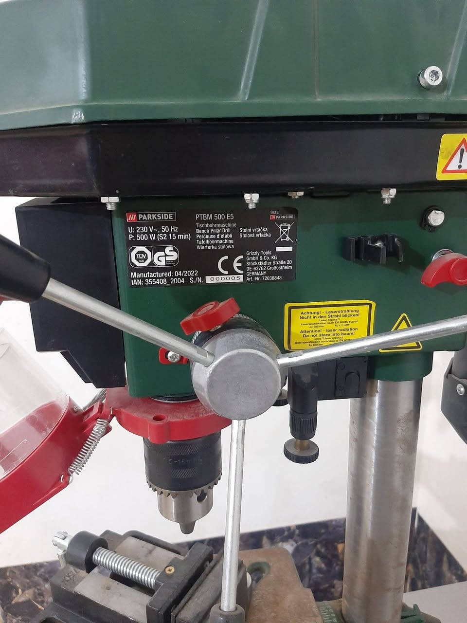 السلام عليكم دريل ثابت بارك سايد مشتغل بس عل گد الفحص يعني بجيسه نضيف وجديد مامستعمل 
مكانه السماوه


**إذا كنت صاحب هذا الإعلان وتريد حذفه لأي سبب، رجاءا أرسل رسالة إلى الدعم الفني**