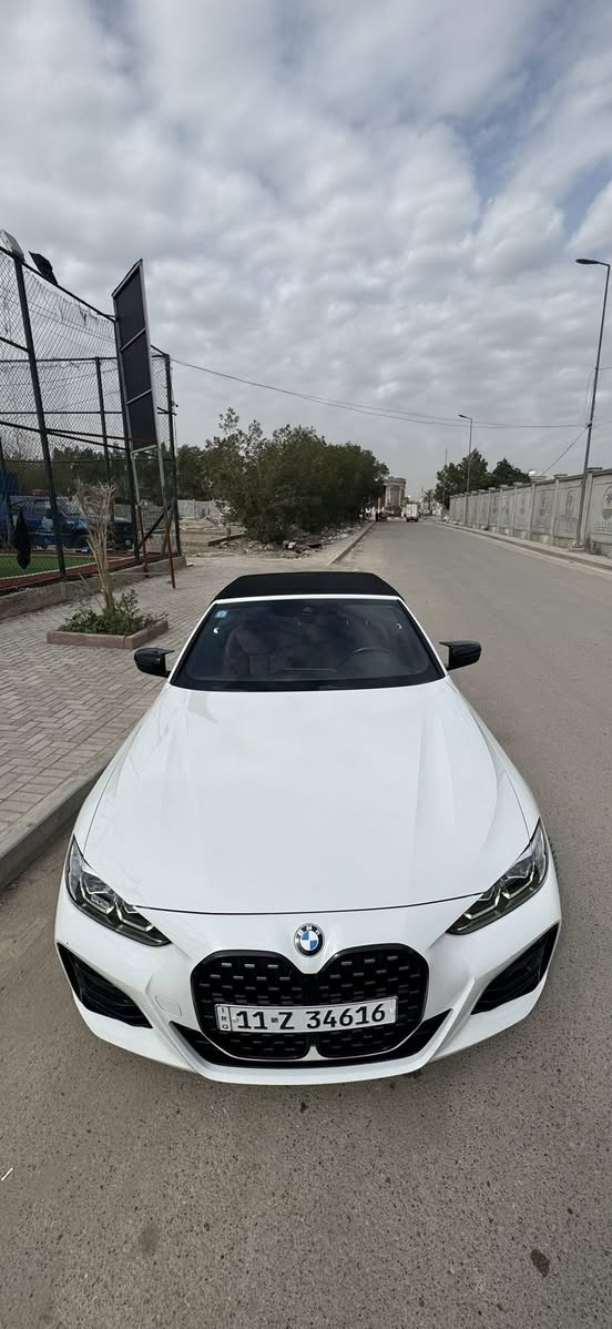 السلام عليكم
‏BMW430i M packeg convertible كشف 
موديل 2022 ماشية سيارة 37  الف مايل 
سيارة رقم بغداد رقم جديد 

السيارة فول موصفات 
‏M package
داخل احمر 
حساسات امامي خلفي 
رادارات امامي خلفي 
تحديد مسار قائد الي 
لد انارة داخلية 
لايت فوول LED 
3 انظمة قيادة 
كراسي كهرباء 
سيارة مختمة M بلادي
كرسي سايق حفظ ميموري 
فتح وغلق الكشف والجام عن طريق البصمة 
والمواصفات بعد معروفة 

حادث خفيف صبغ اربع اصابع  الصندوك الخلفي فقط  والصندوك فايبر 
وبارد بل جاملغات الخلفيه خفيف  فقط 
سيارة بل حقيقة احلى من صور جديدة كلش 

سعر جداً مناسب 335$ وبيها مجال 
 مكان السيارة  زيونة
***********

