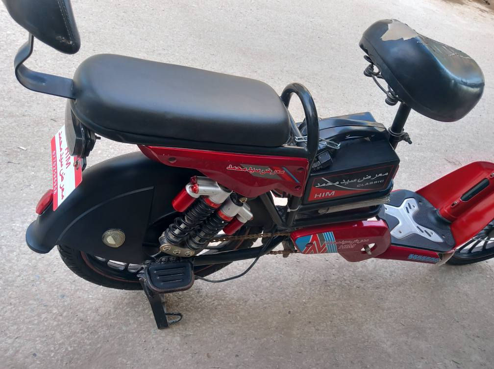 دراجه شحن للبيع موديل ٢٠٢٣ بطاريات جدد نظيفة فول مواصفات كهرباء شغالة كلها السعر ٢٥٠ وبيها مجال مكاني بعقوبة المفرق *********** بعقوبة, ديالى
