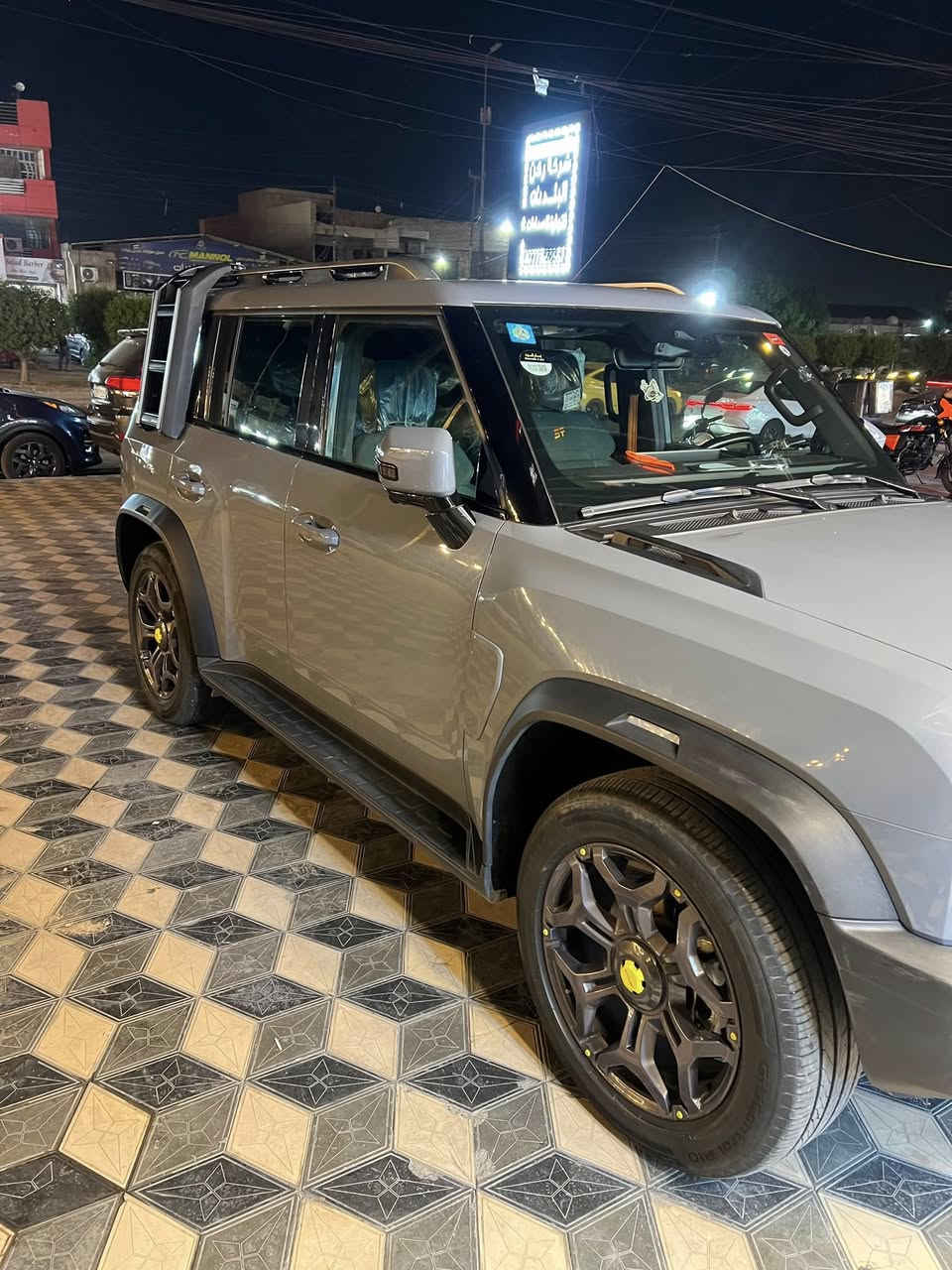 جي تور  T2 داخل زيتوني ولحزام برتقالي 
سياره مكفوله كفاله عامه ماشيه 33 وقابل لزيادء سعر 37500 وبيها مجال قليل العنوان بغداد البلديات قرب تقاطع المرور
تواصل رقم فقط ***********
