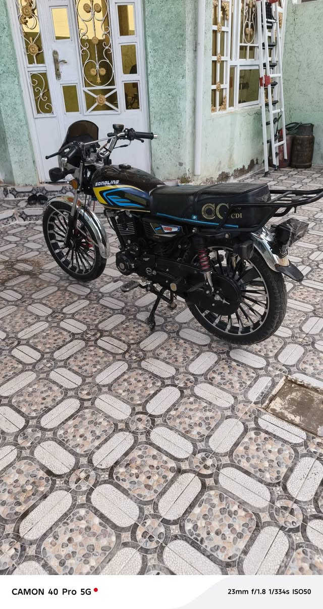 سلام عليكم دراجه سيفان مديل 26 دراجه مكفوله كفاله عامه مكاني خالص هبهب السعر 740وبيه  مجال ***********
