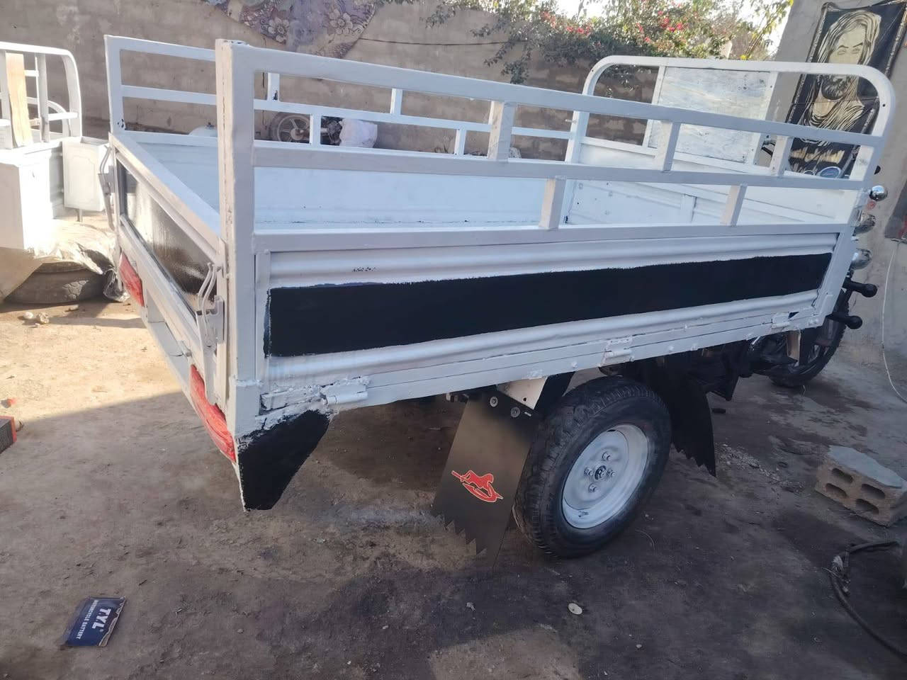 سلام عليكم عندي ستوتة لبيع مكان بابل لسدة بسعر 900لستفسار ***********
