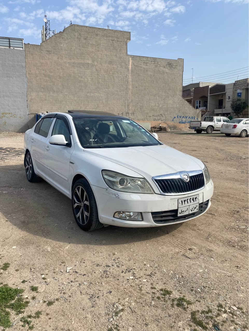 سكودا موديل ٢٠٠٩،گير توماتيك،مكينه ١٦ى بى توربؤ بيلادى،گير و مكينه و تبريد به شةرت،
له هةوليرم،نرخ:٧٥$ قفل
ژ.م:*********** أربيل, العراق
